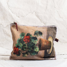 Load image into Gallery viewer, RED GERANIUMS Clutch