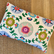 Load image into Gallery viewer, Izmir 55x35cm Cushion - Ivory