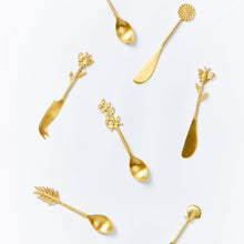 Load image into Gallery viewer, Flora Leaves Teaspoon
